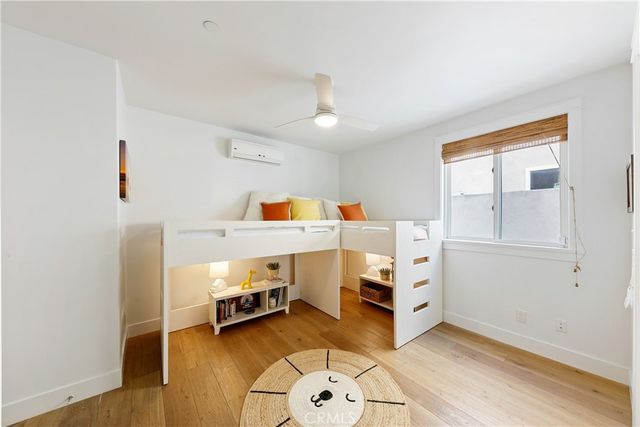 557 3rd Street, Hermosa Beach, CA 90254