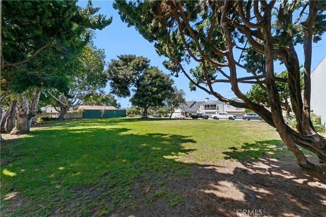 557 3rd Street, Hermosa Beach, CA 90254