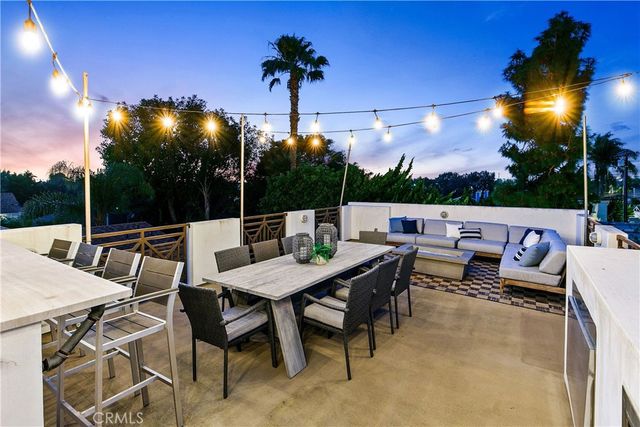 557 3rd Street, Hermosa Beach, CA 90254