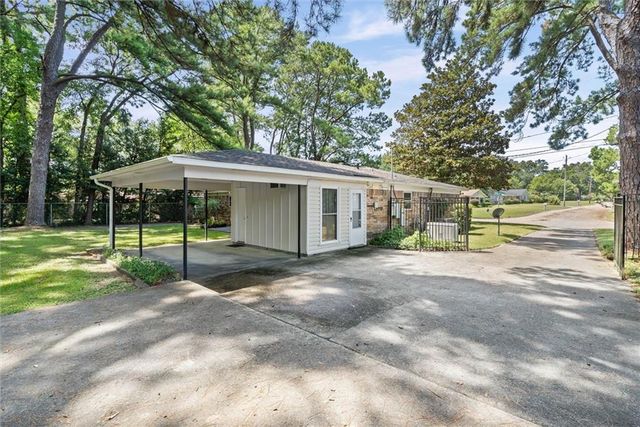 4405 Birchwood Drive E, Mobile, AL 36693