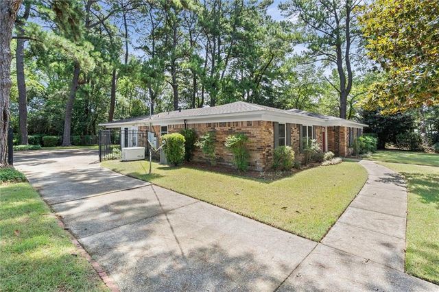 4405 Birchwood Drive E, Mobile, AL 36693
