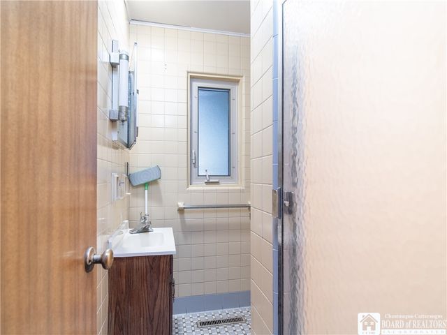 130 Marvin Parkway, Jamestown, NY 14701