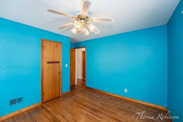 160 Boltwood Drive NE, Grand Rapids, MI 49505