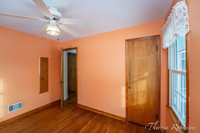 160 Boltwood Drive NE, Grand Rapids, MI 49505