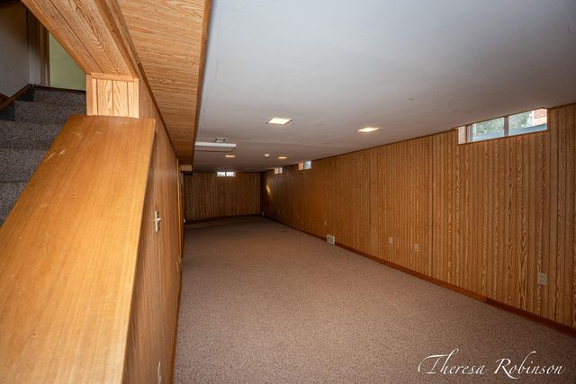 160 Boltwood Drive NE, Grand Rapids, MI 49505