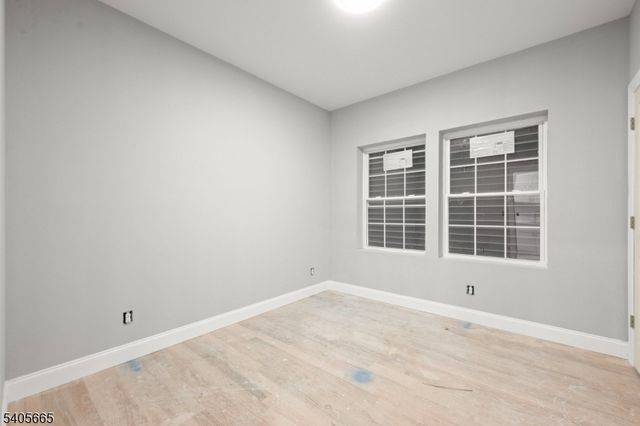 512 S 15Th St, Newark City, NJ 07103