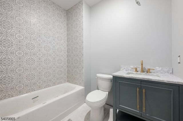 512 S 15Th St, Newark City, NJ 07103