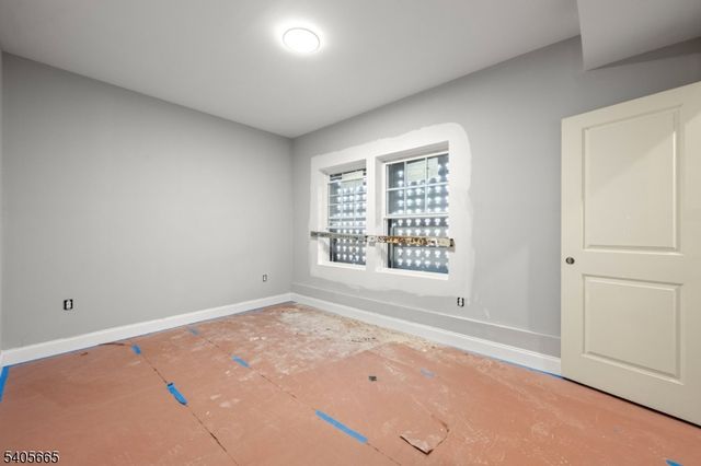 512 S 15Th St, Newark City, NJ 07103