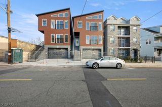 512 S 15Th St, Newark City, NJ 07103