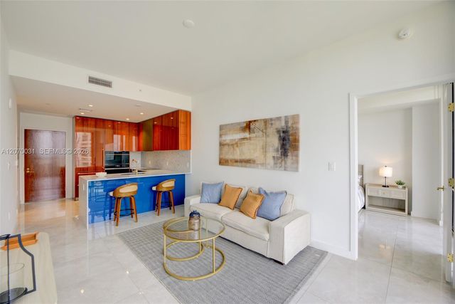 2678 Tigertail Avenue 1403, Coconut Grove, FL 33133
