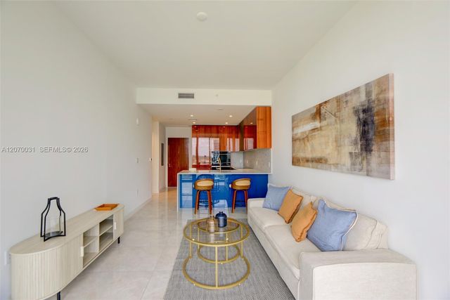 2678 Tigertail Avenue 1403, Coconut Grove, FL 33133