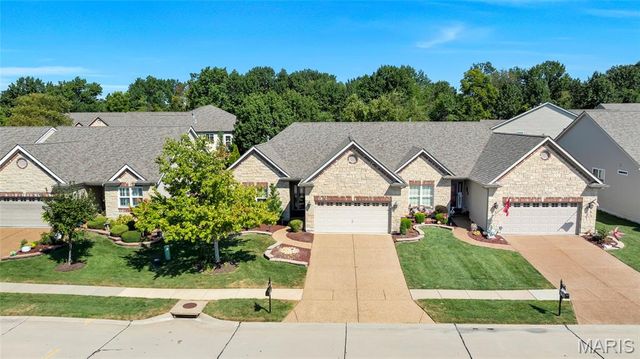 925 Daffodil Ridge Drive, O'fallon, MO 63366