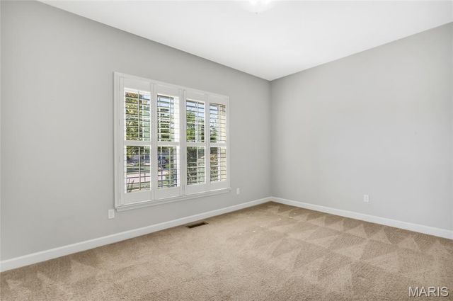 925 Daffodil Ridge Drive, O'fallon, MO 63366