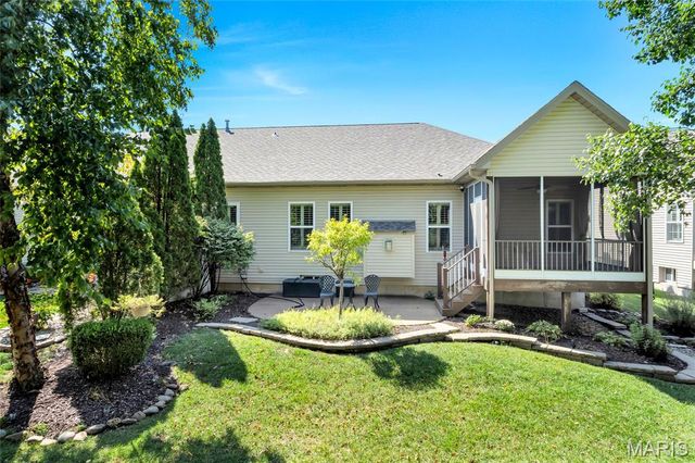 925 Daffodil Ridge Drive, O'fallon, MO 63366