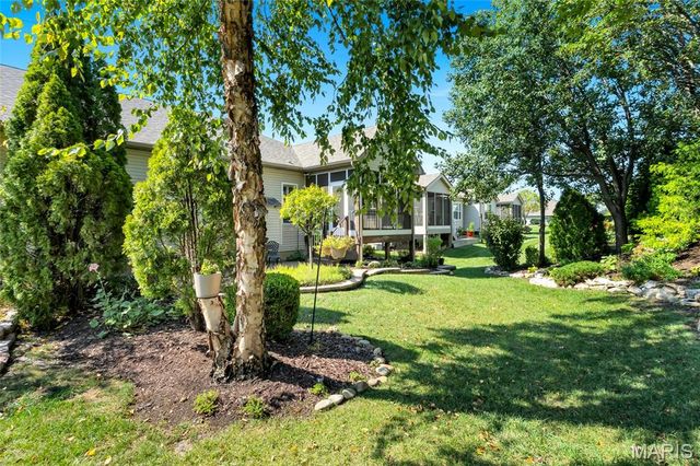 925 Daffodil Ridge Drive, O'fallon, MO 63366
