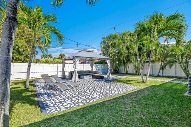 537 NW 45th Street, Fort Lauderdale, FL 33309