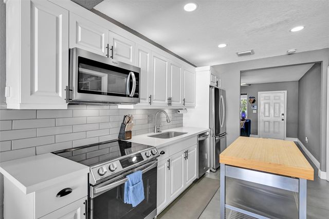 537 NW 45th Street, Fort Lauderdale, FL 33309