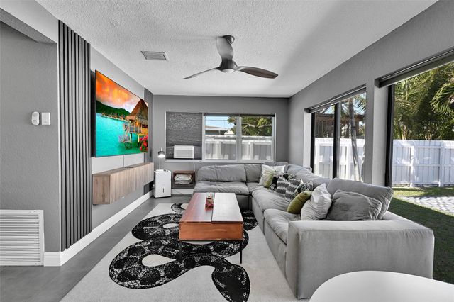 537 NW 45th Street, Fort Lauderdale, FL 33309