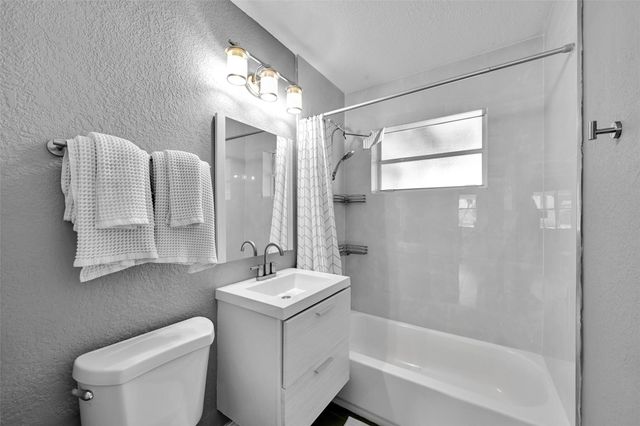 537 NW 45th Street, Fort Lauderdale, FL 33309