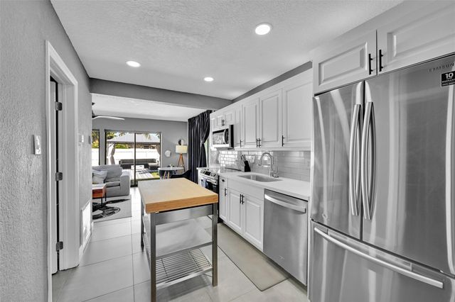 537 NW 45th Street, Fort Lauderdale, FL 33309