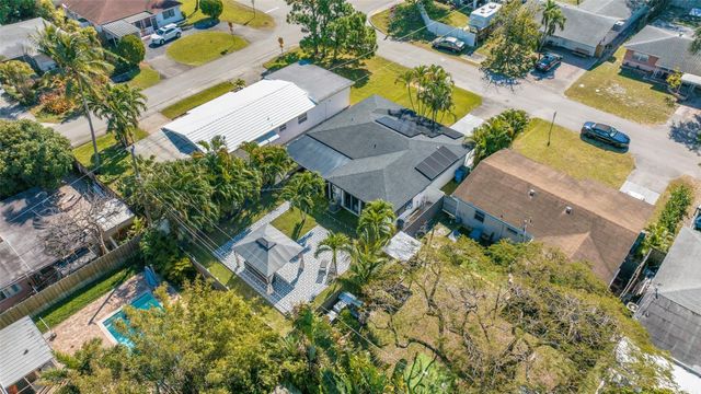 537 NW 45th Street, Fort Lauderdale, FL 33309