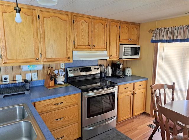 402 Cory Drive B-10, Mission, TX 78572