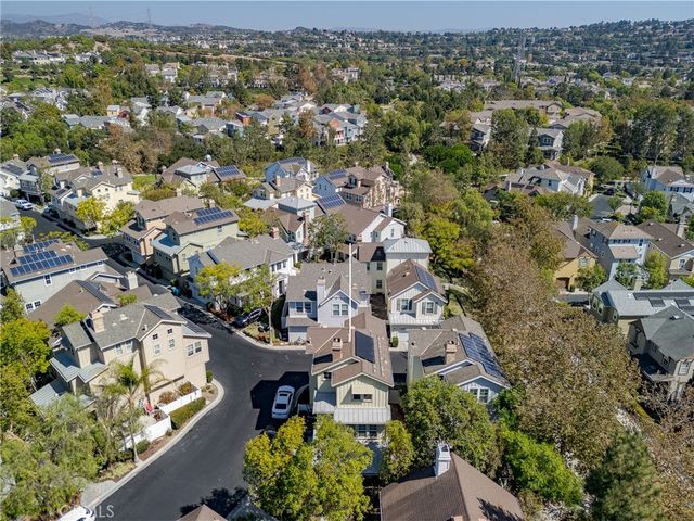 35 Rinehart, Ladera Ranch, CA 92694