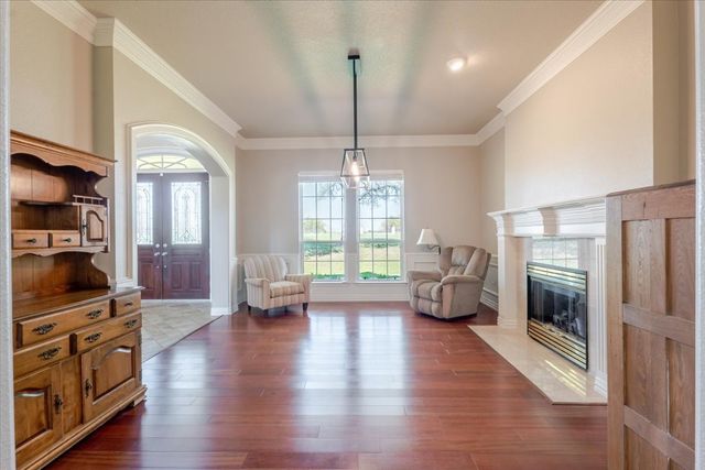 166 E Rio Ridge, Azle, TX 76020