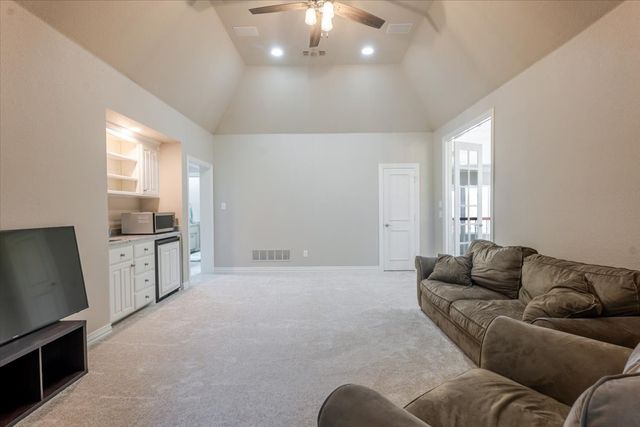 166 E Rio Ridge, Azle, TX 76020