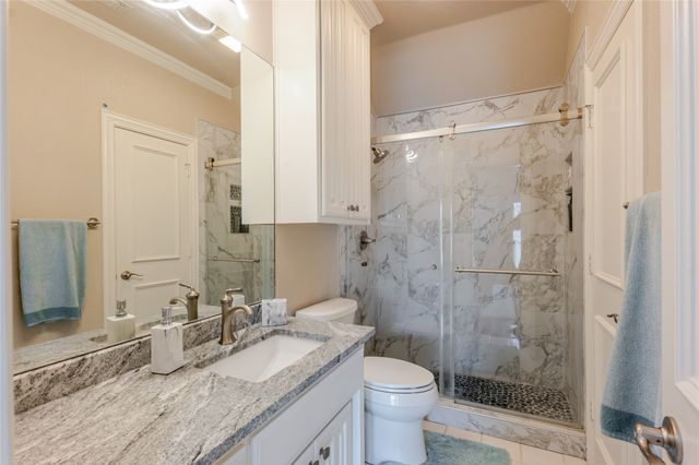 166 E Rio Ridge, Azle, TX 76020