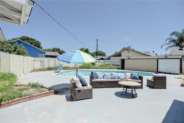 1316 W Tonia, Anaheim, CA 92802