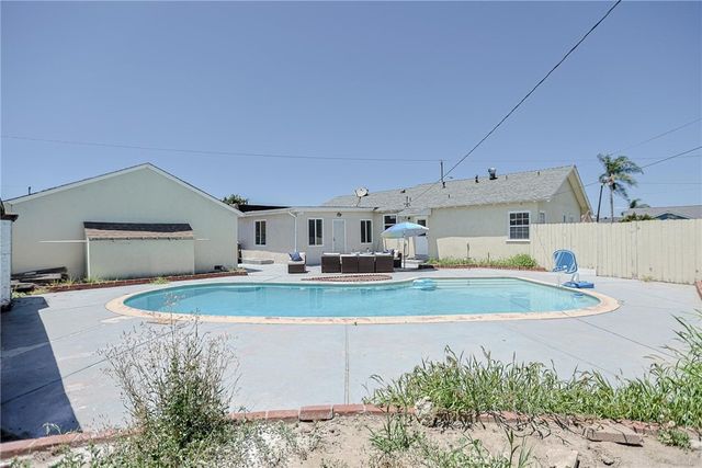 1316 W Tonia, Anaheim, CA 92802