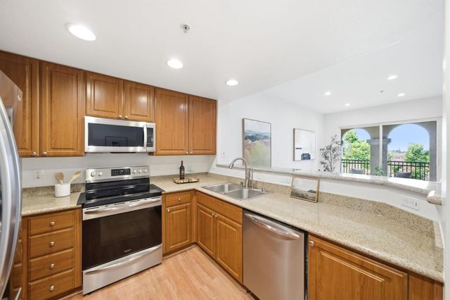 1883 Agnew Road 420, Santa Clara, CA 95054