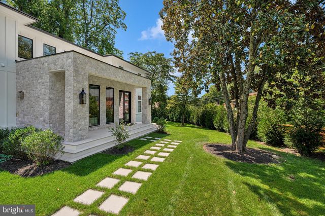 6116 EASTVIEW ST, Bethesda, MD 20817