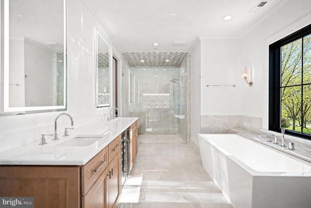 6116 EASTVIEW ST, Bethesda, MD 20817