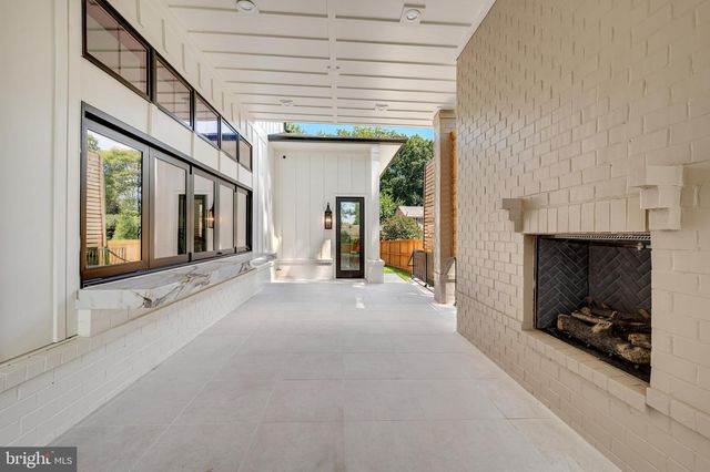 6116 EASTVIEW ST, Bethesda, MD 20817