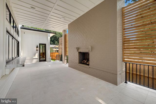 6116 EASTVIEW ST, Bethesda, MD 20817