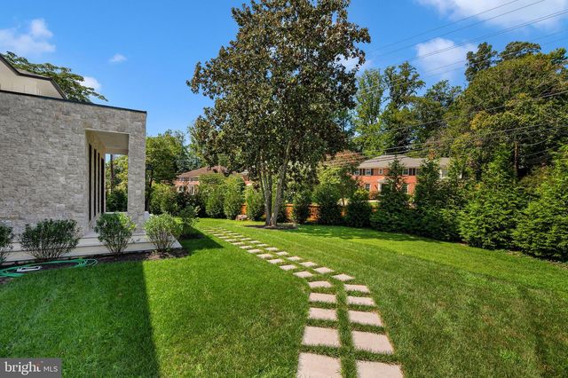 6116 EASTVIEW ST, Bethesda, MD 20817