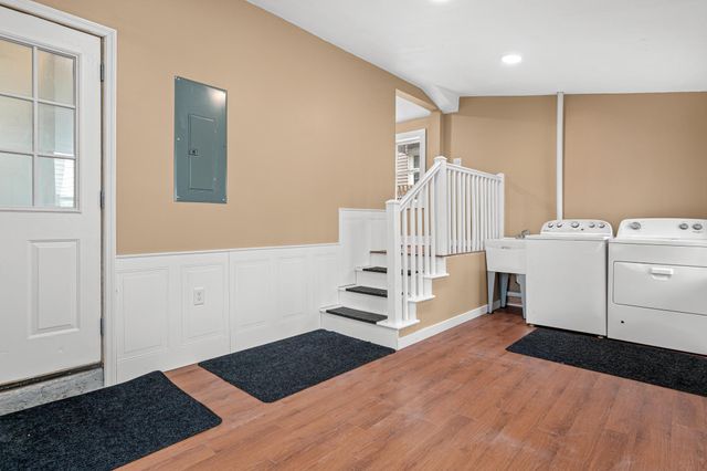 511 Edmund Avenue W, Saint Paul, MN 55103