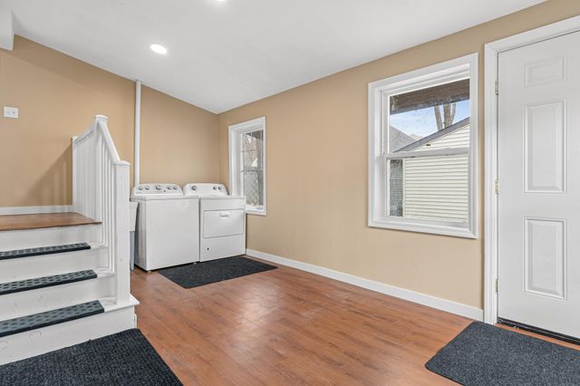 511 Edmund Avenue W, Saint Paul, MN 55103