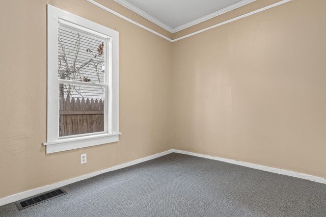 511 Edmund Avenue W, Saint Paul, MN 55103