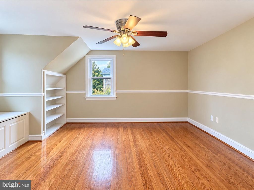 Image 17 of property listing at 2516 AVON RD, Ardmore, PA 19003