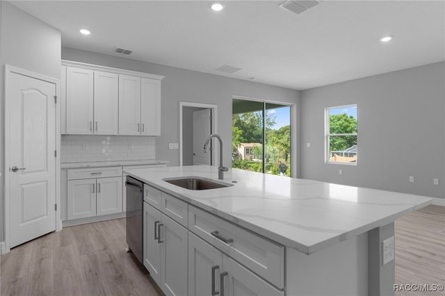 1455 E Hartford Street, Inverness, FL 34453