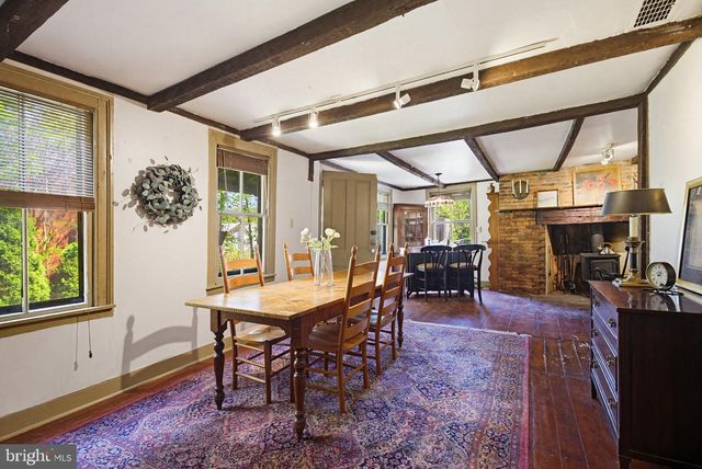225 W MARKET ST, Marietta, PA 17547