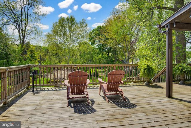 225 W MARKET ST, Marietta, PA 17547