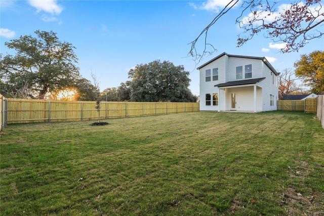 2212 Marburg Street, Dallas, TX 75215