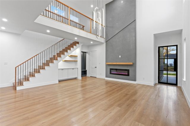 2212 Marburg Street, Dallas, TX 75215