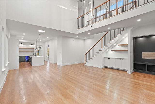 2212 Marburg Street, Dallas, TX 75215