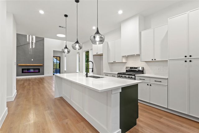 2212 Marburg Street, Dallas, TX 75215