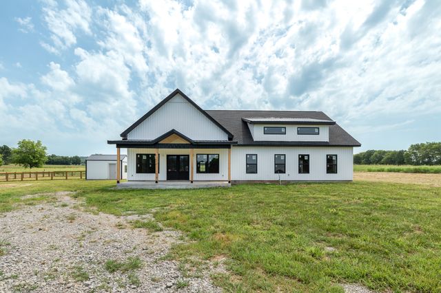 2985 Lewisburg Hwy, Petersburg, TN 37144